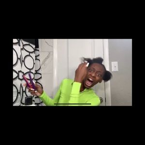 Meet your Posher, Mia